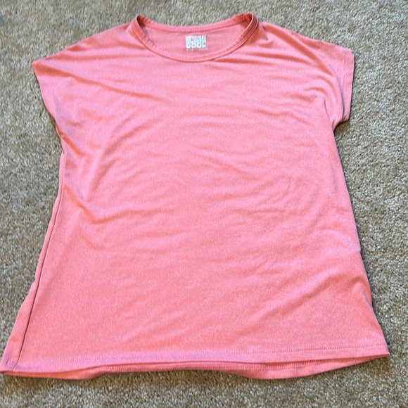 Two Girls M 10/12 32 Degree Cool tops - Picture 2 of 5